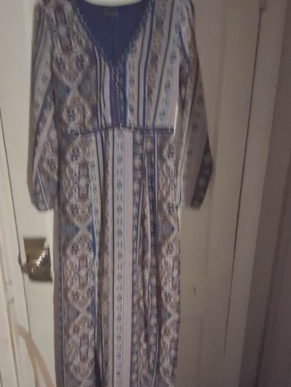 New Look Navy and Cream Patterned V-Neck Dress with Studs